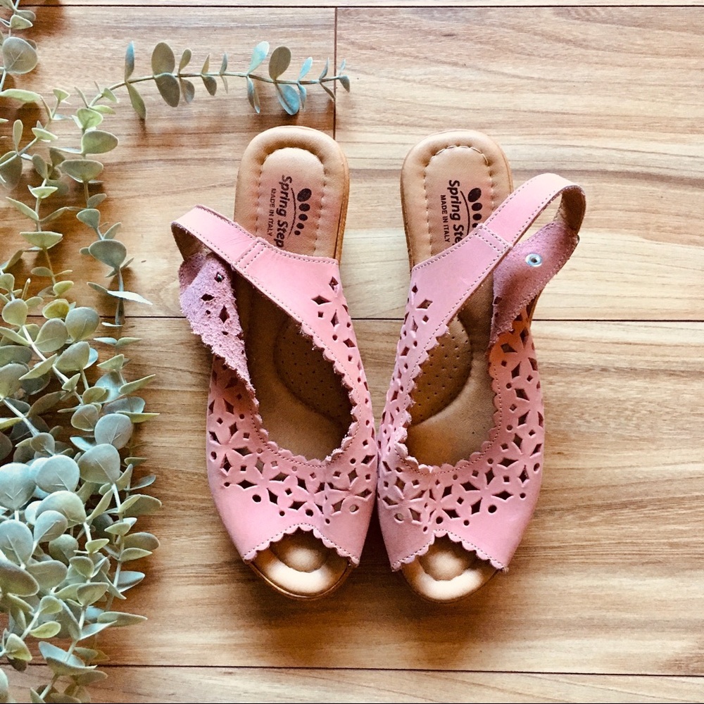 🌿Pink Leather Spring Step Wedge Slip Ons